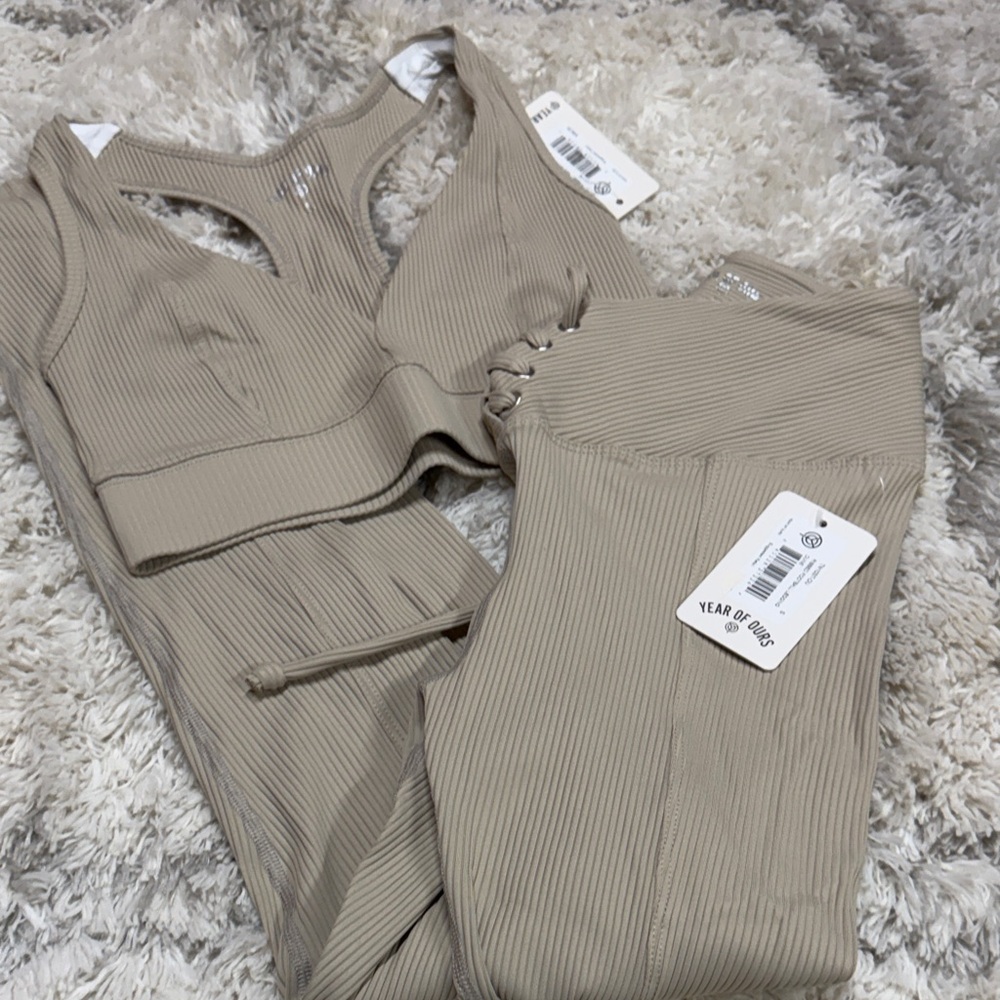 Year of Ours Ribbed Neutral Taupe Active Set - Sports Bra & Leggings